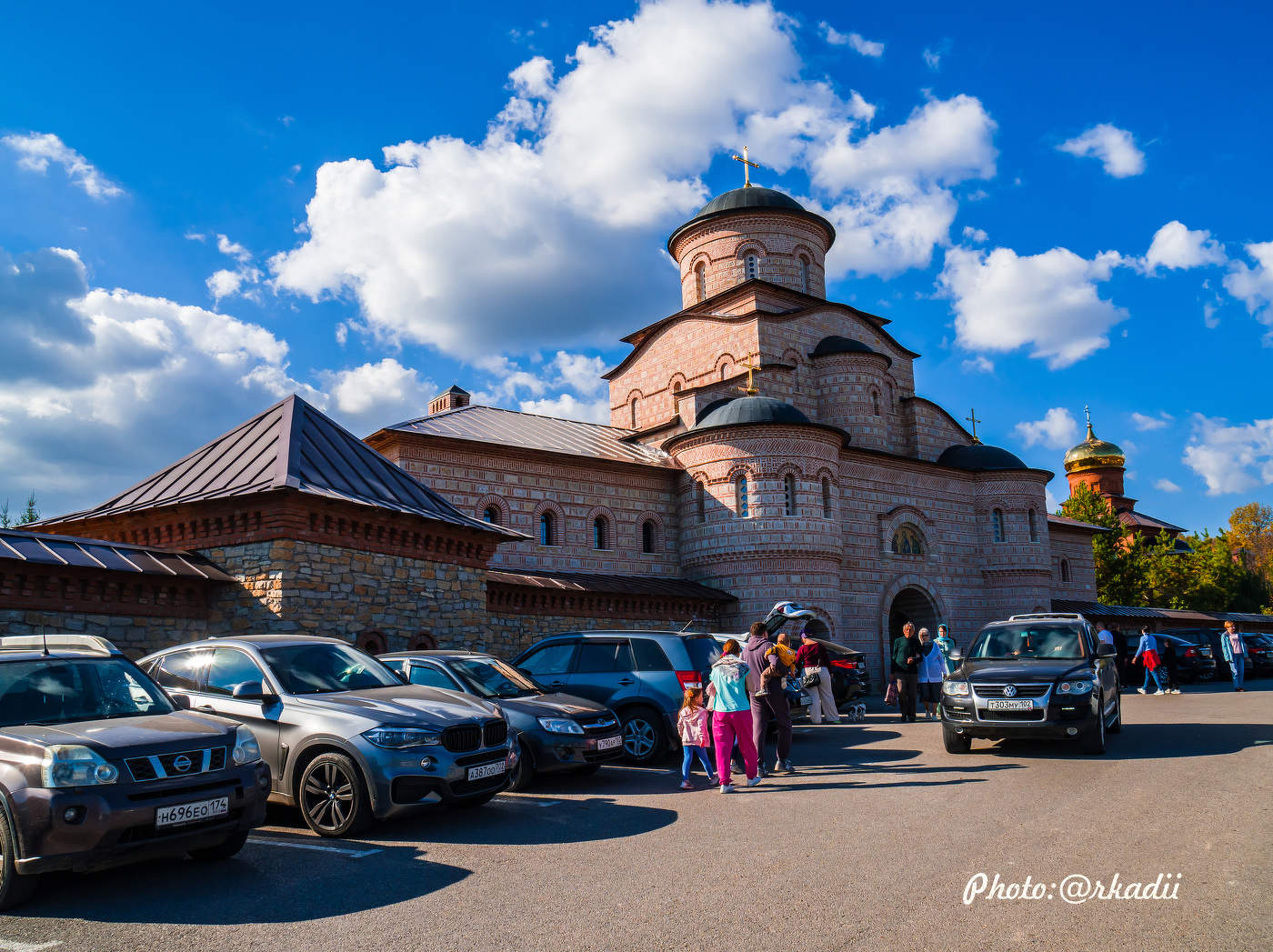 Успенский Свято-Георгиевский монастырь святые кустики.