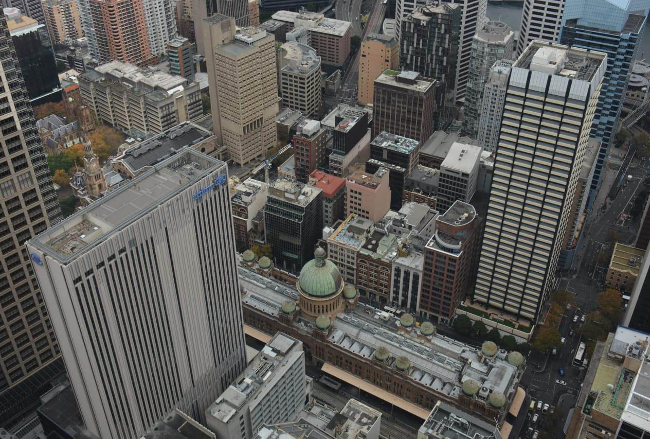 В окружении высоток