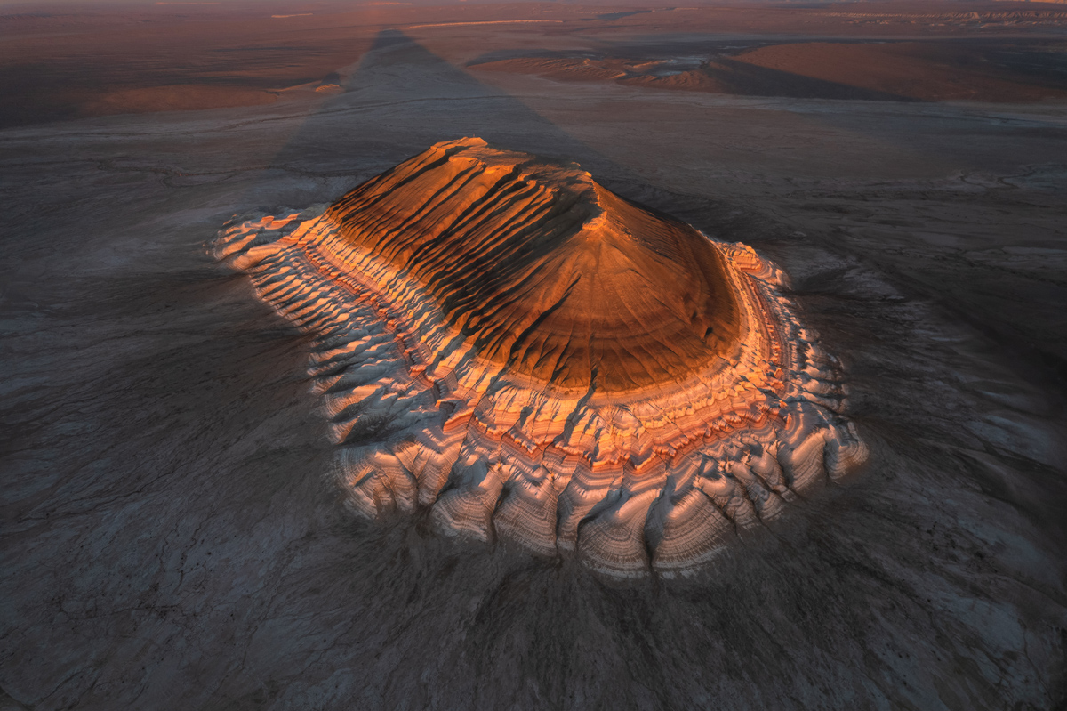 "Бокты в лучах восхода"