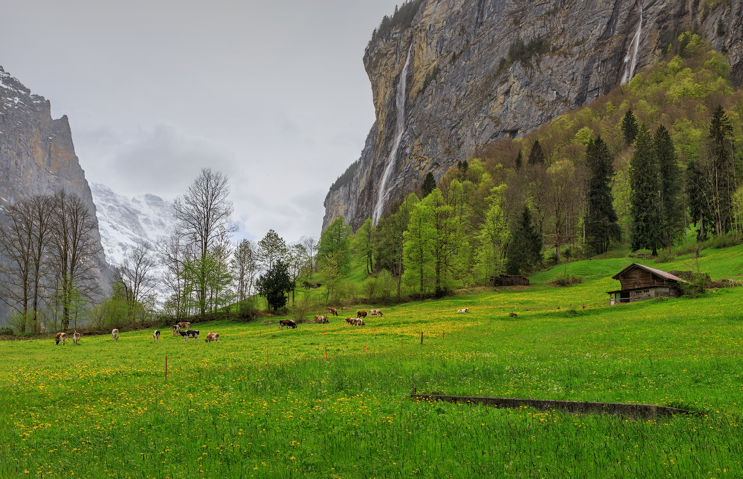 В долине водопадов
