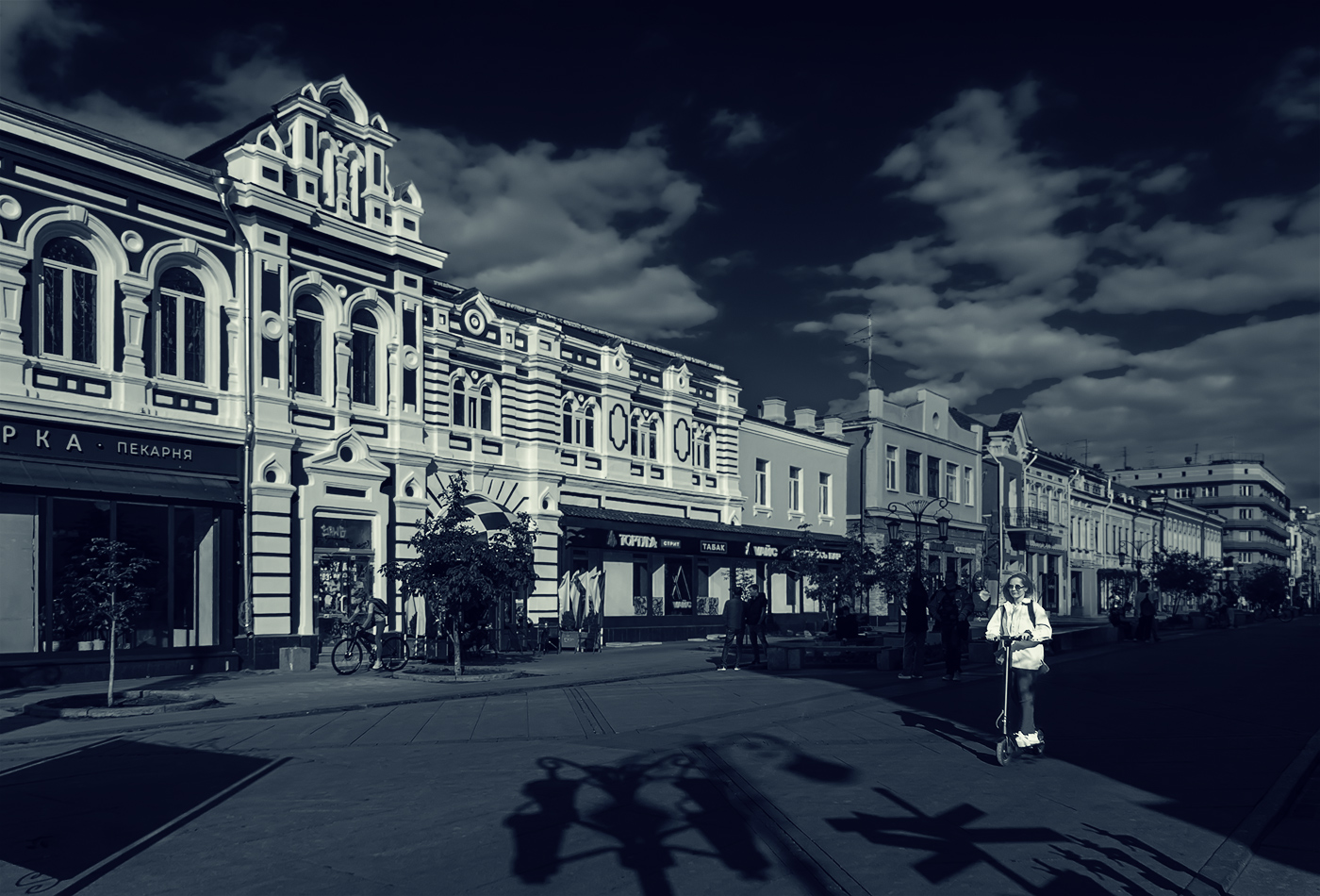 Вдоль по Питерской