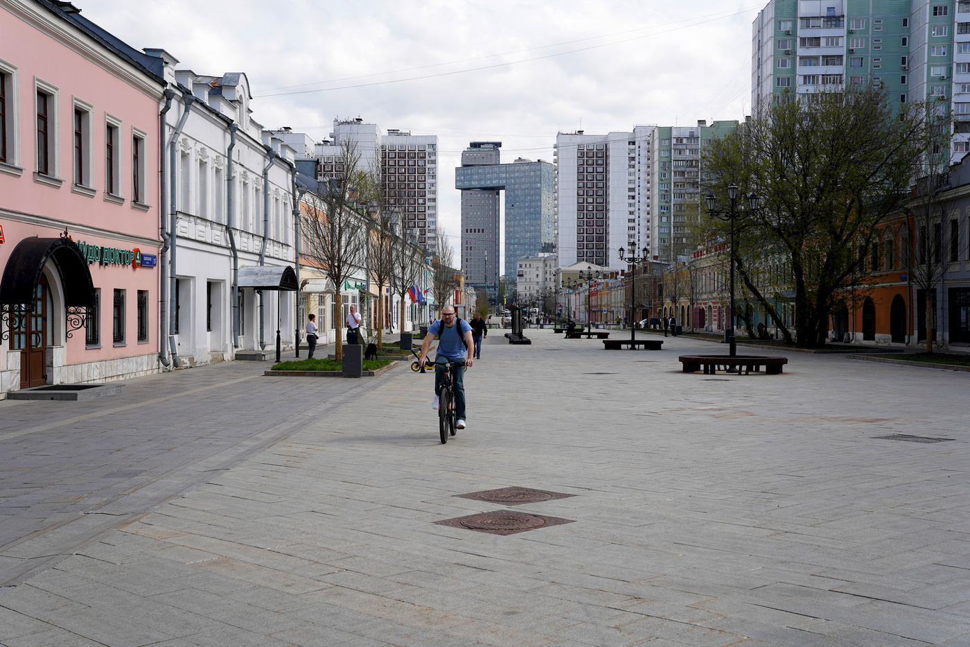 Школьная улица