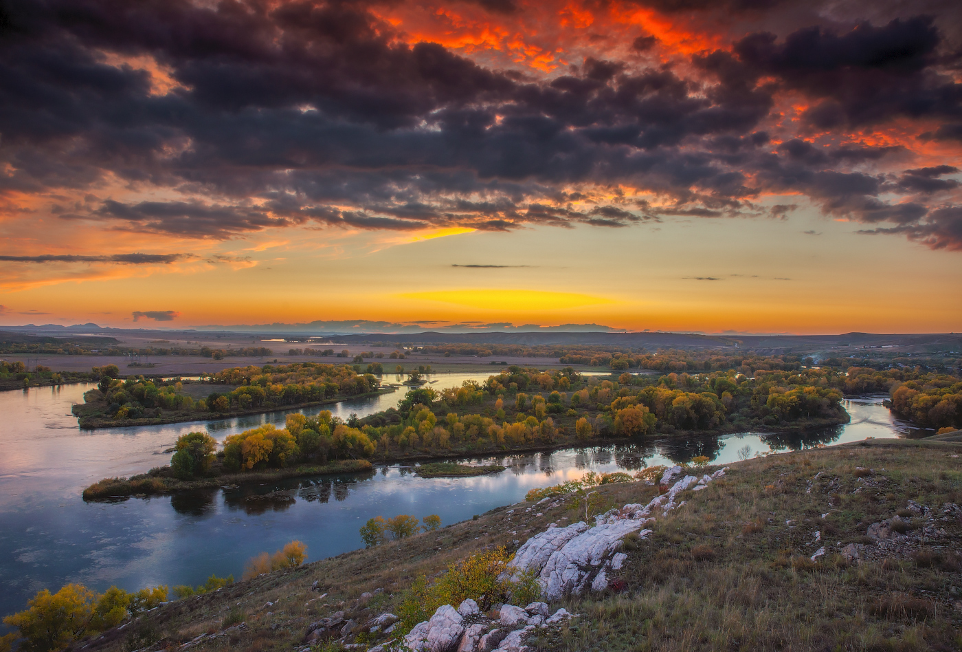 По эту сторону заката