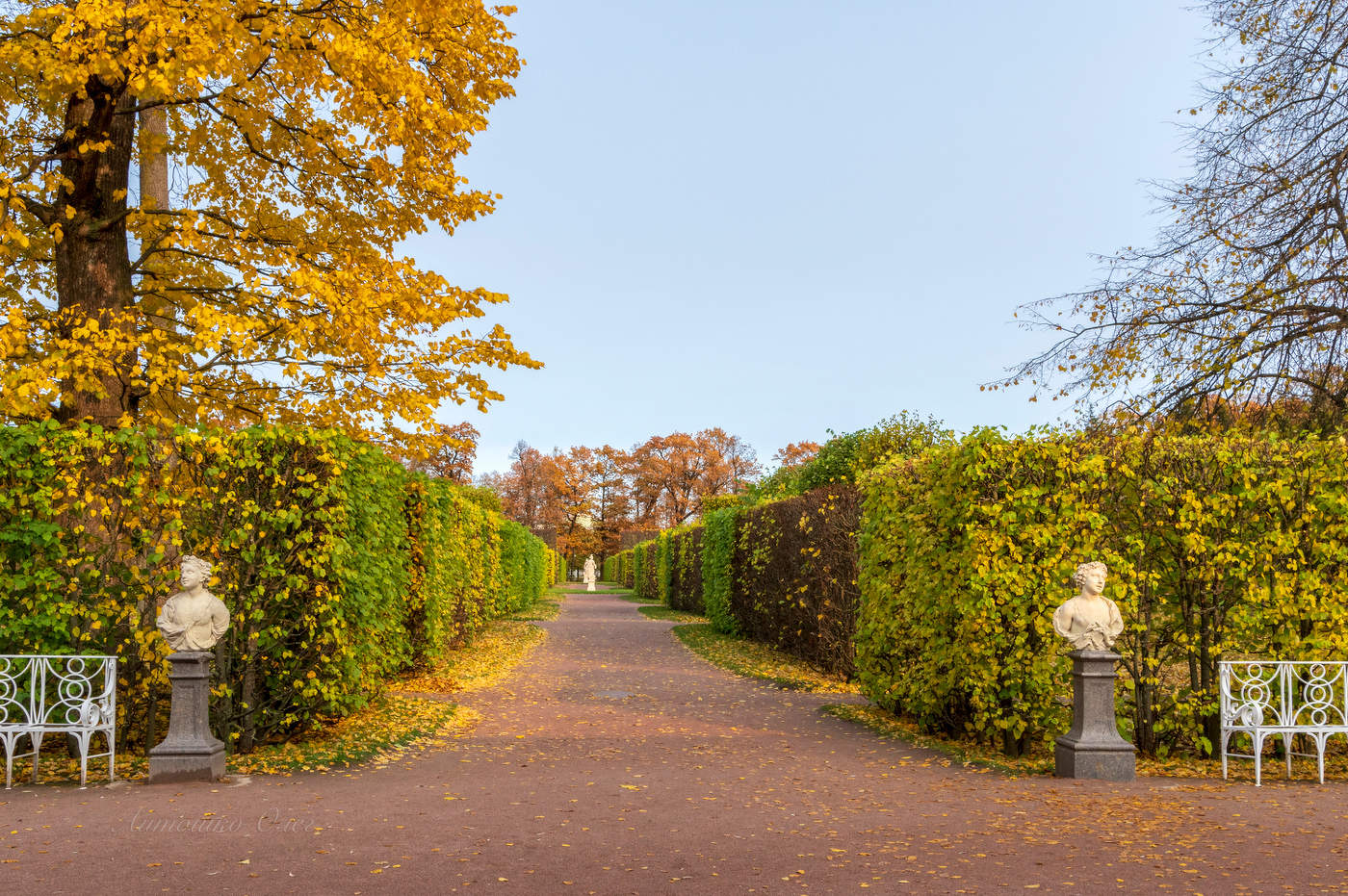 Екатерининский парк осенью.