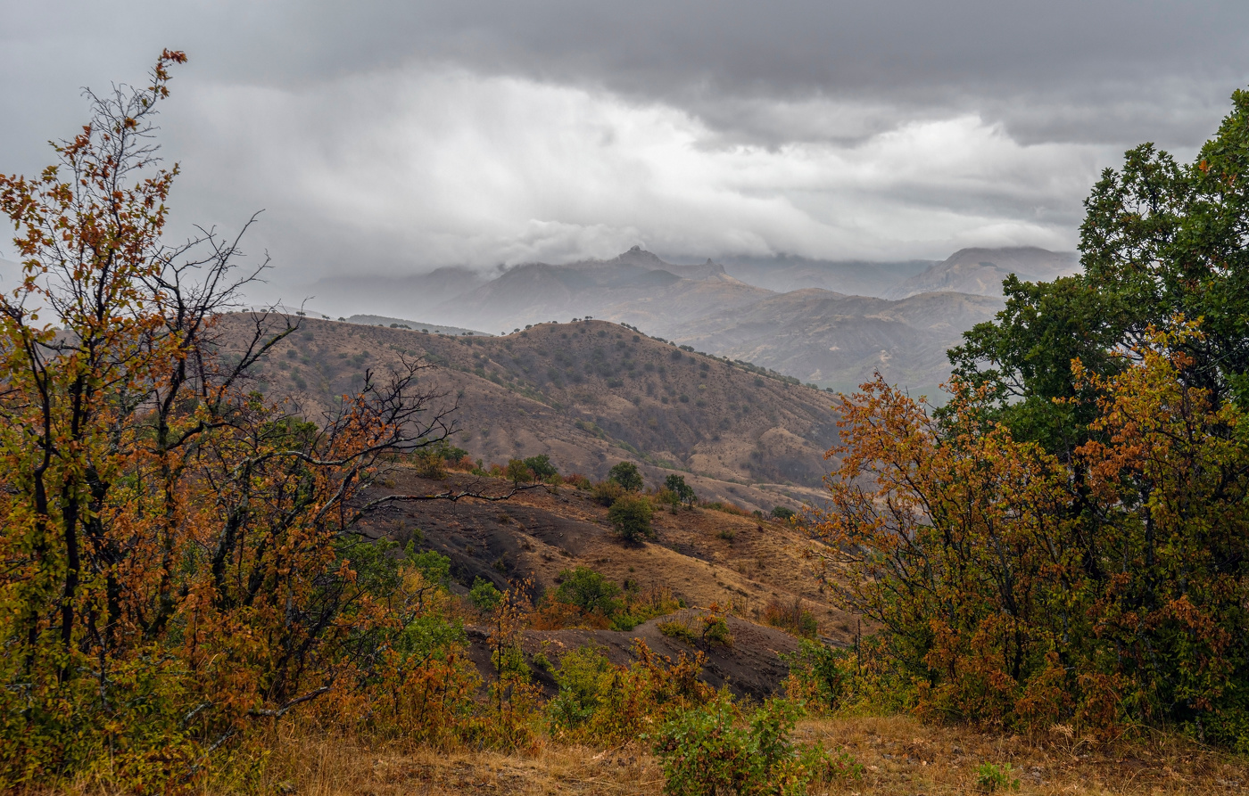 ливень в горах