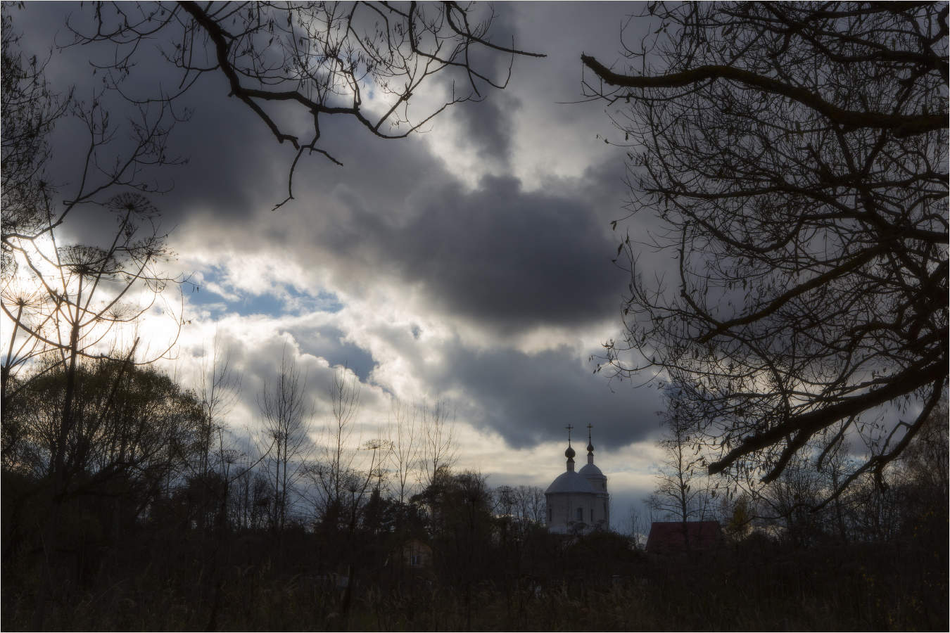 Драмитизьм или исчезла дорога к церкви
