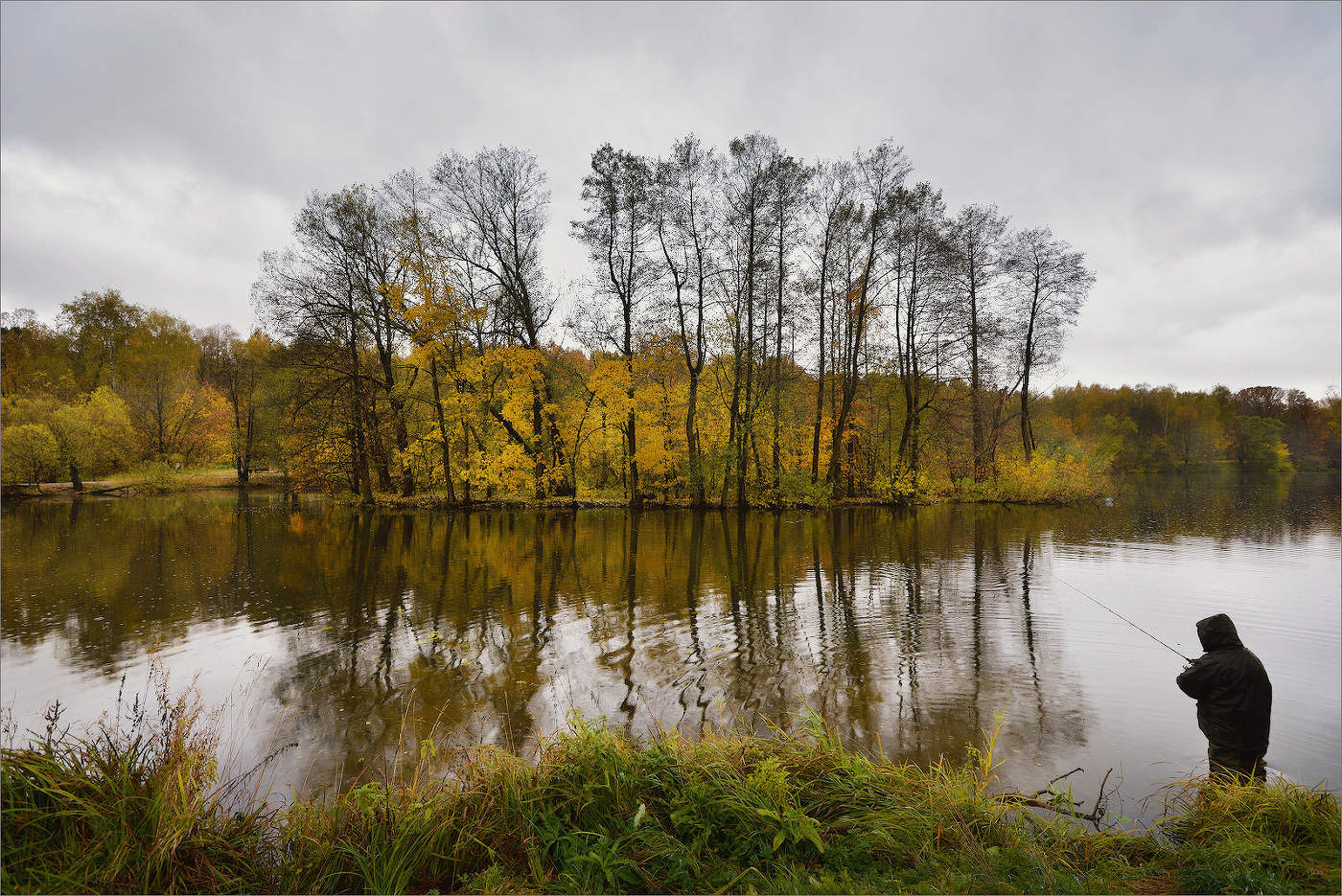 На рыбалке...