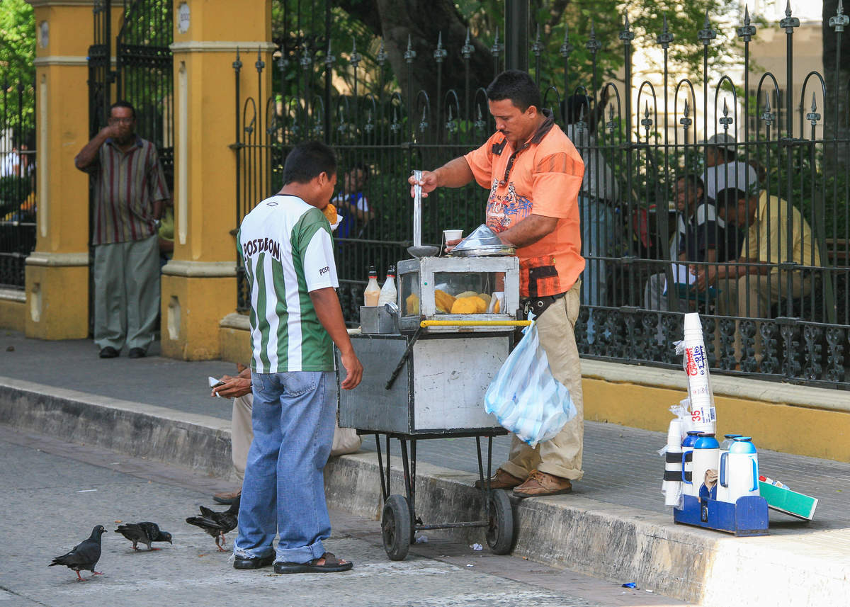 Заморить червячка