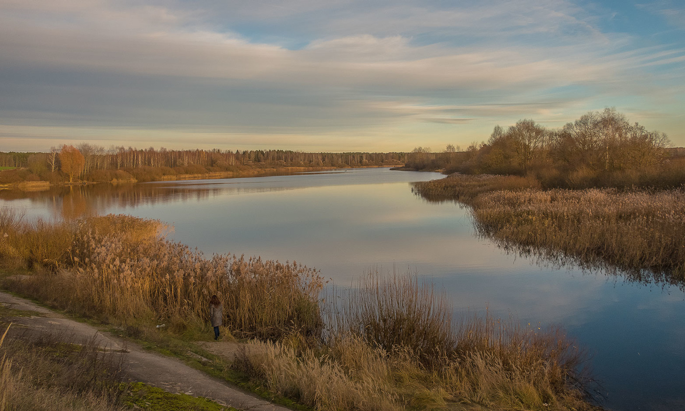 теплым осенним вечером