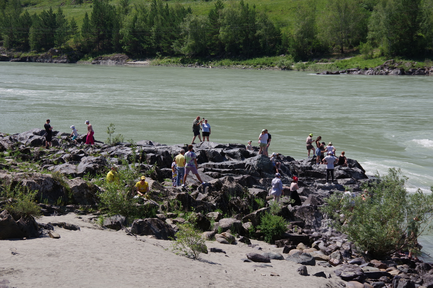 Время летних отпусков. Катунь.