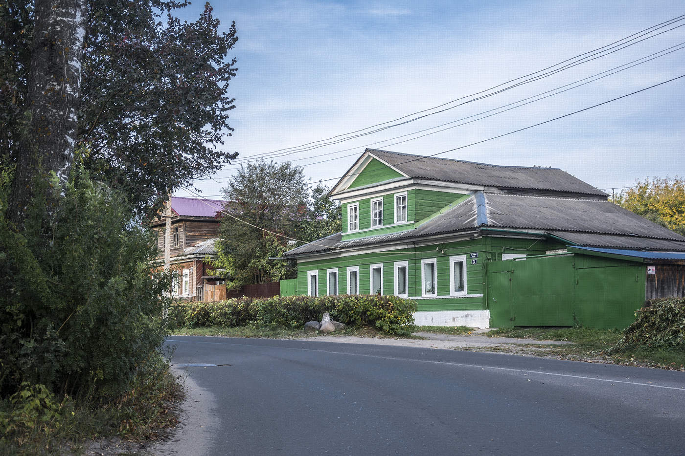 Мимо дома с мезонином