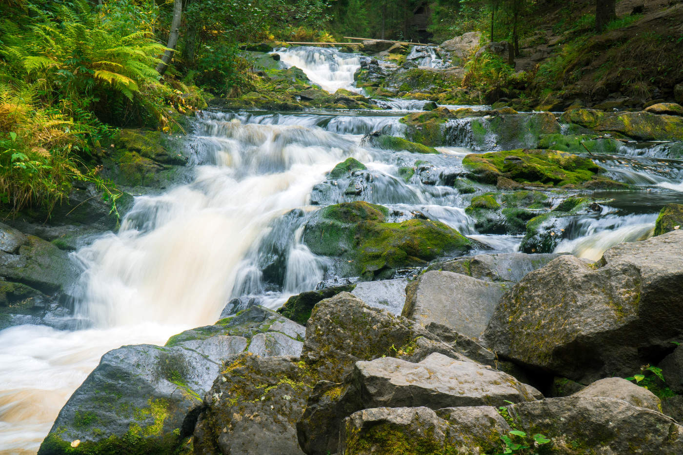 Водопад на реке Ихаланйоки в Карелии