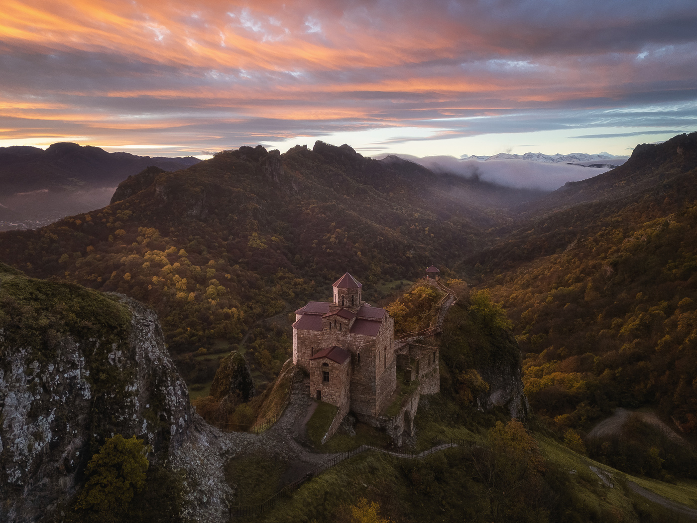 Рассвет у Шоанинского храма