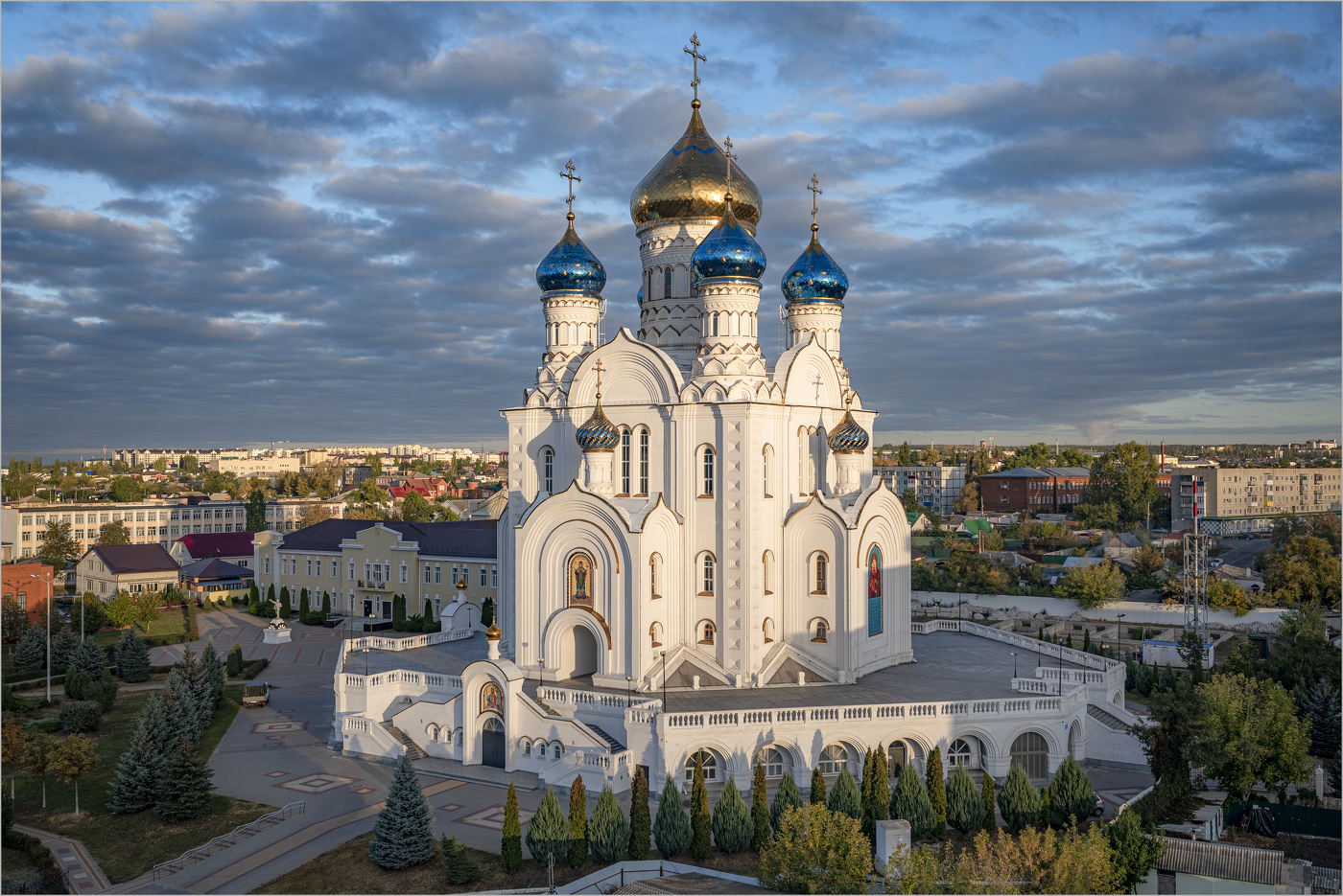 Теперь они рядом