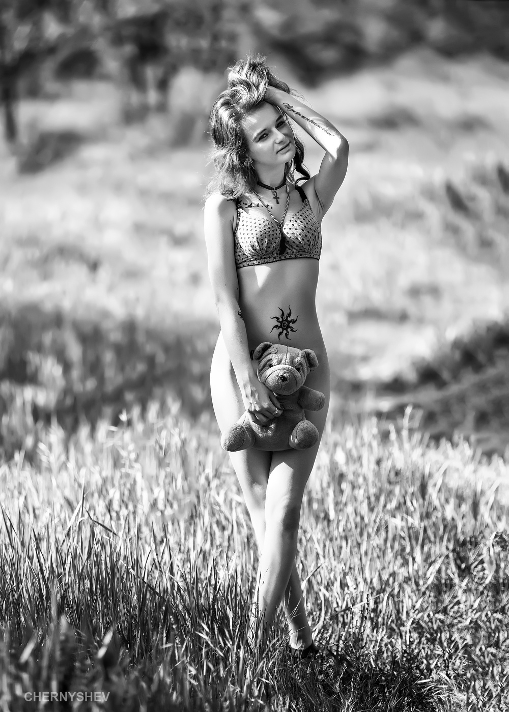 из альбома "Упавшее Солнце."