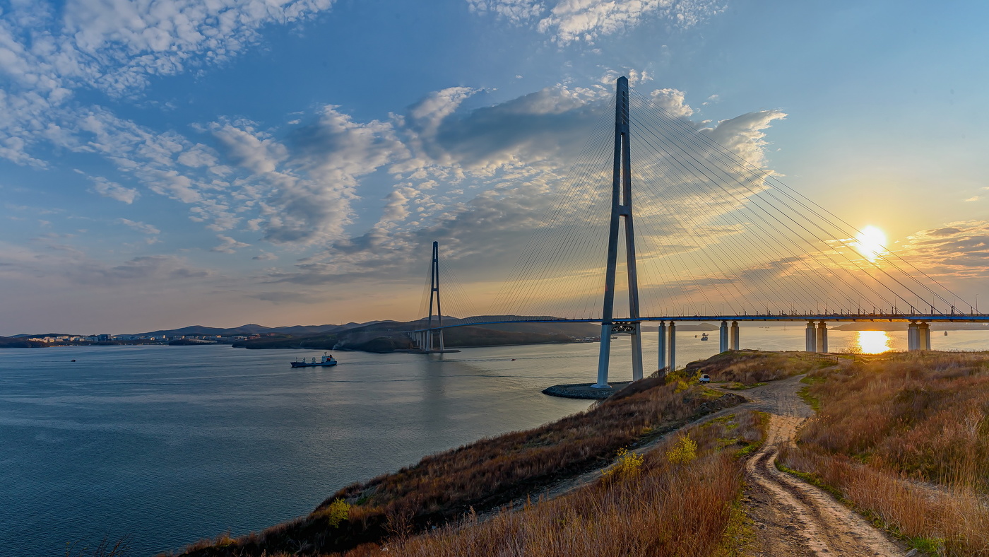 Закат над Босфором Восточным 1