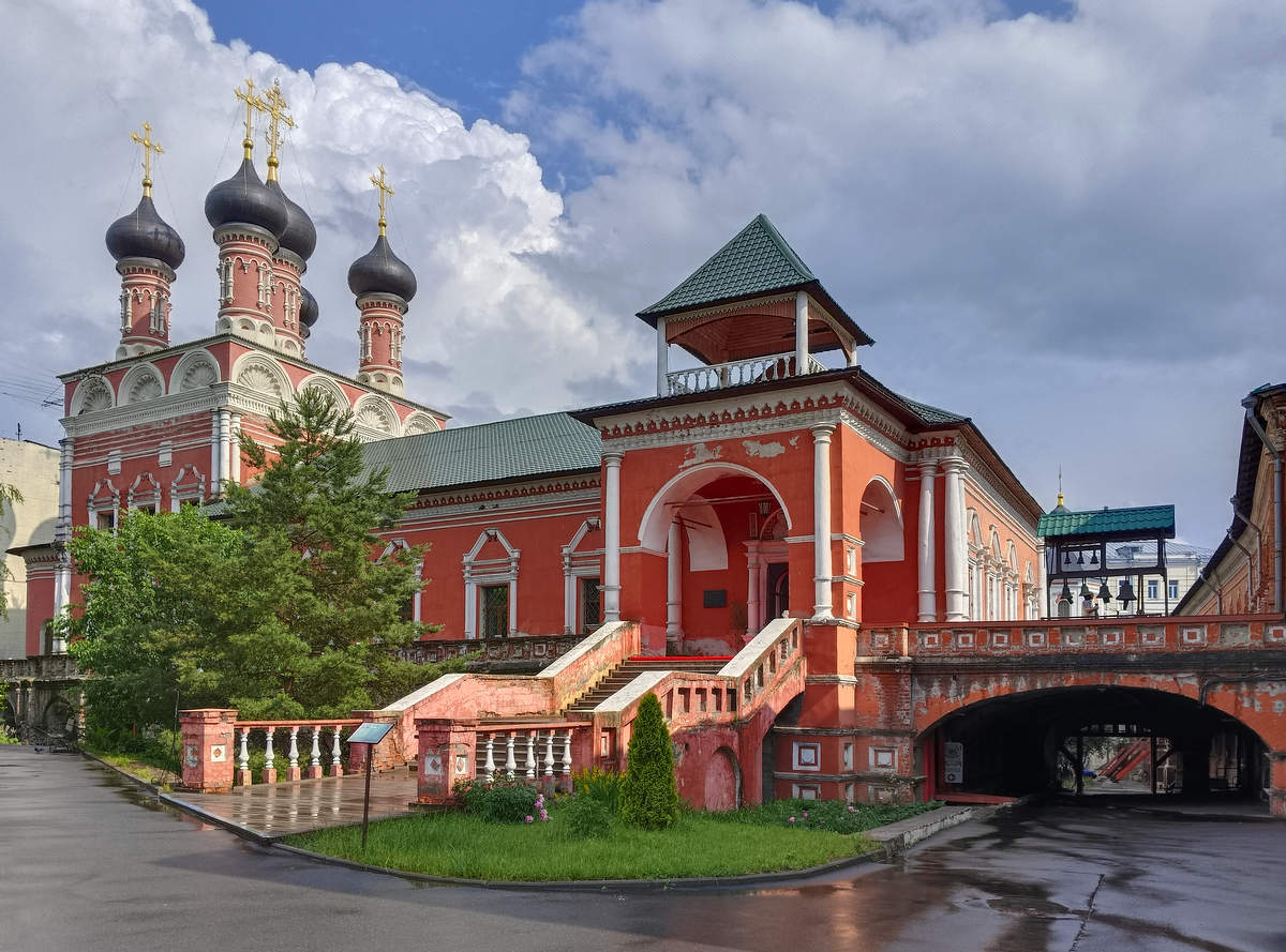 Высоко-Петровский монастырь.Храм прп. Сергия Радонежского.