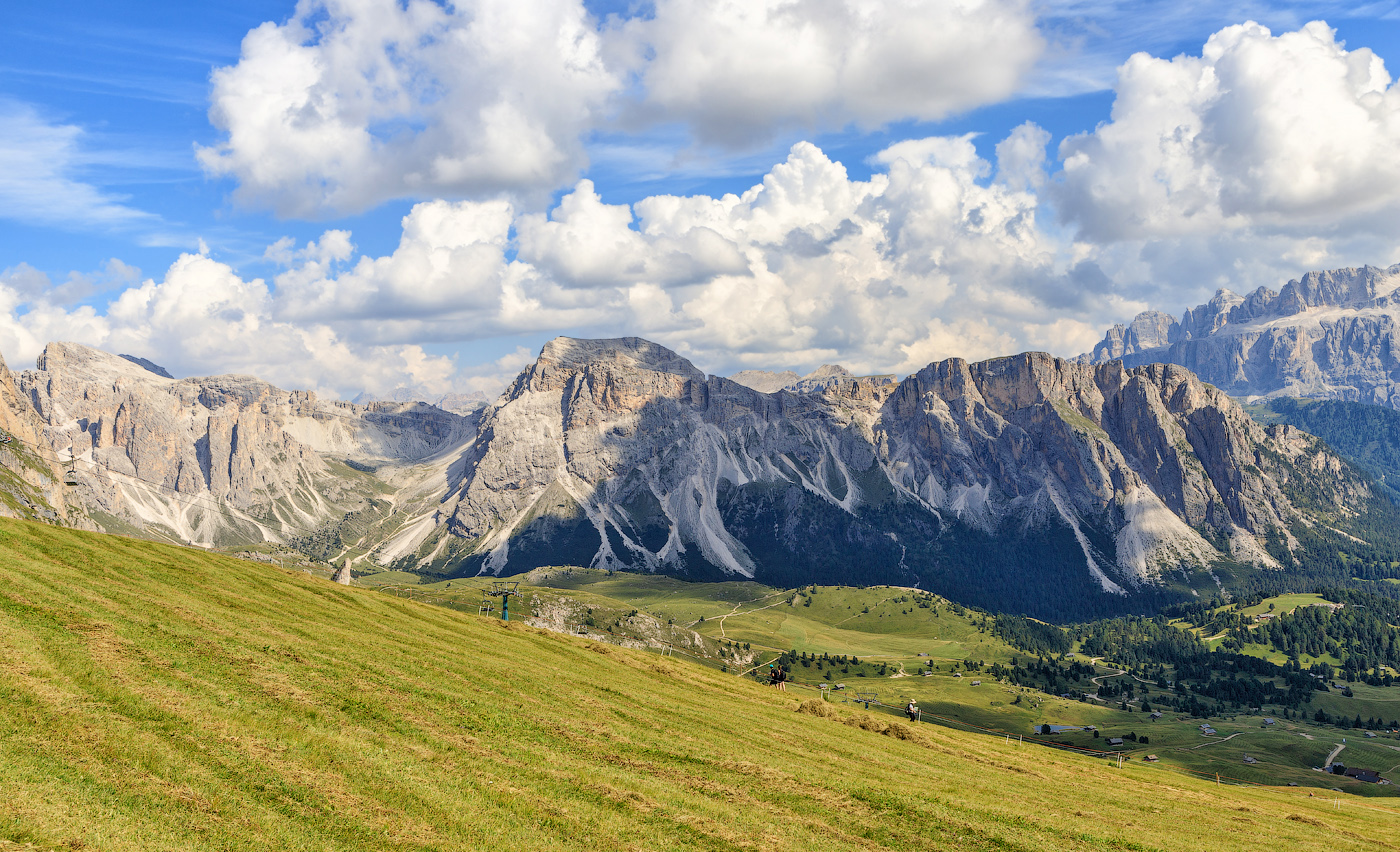 Здесь воздух пахнет травами