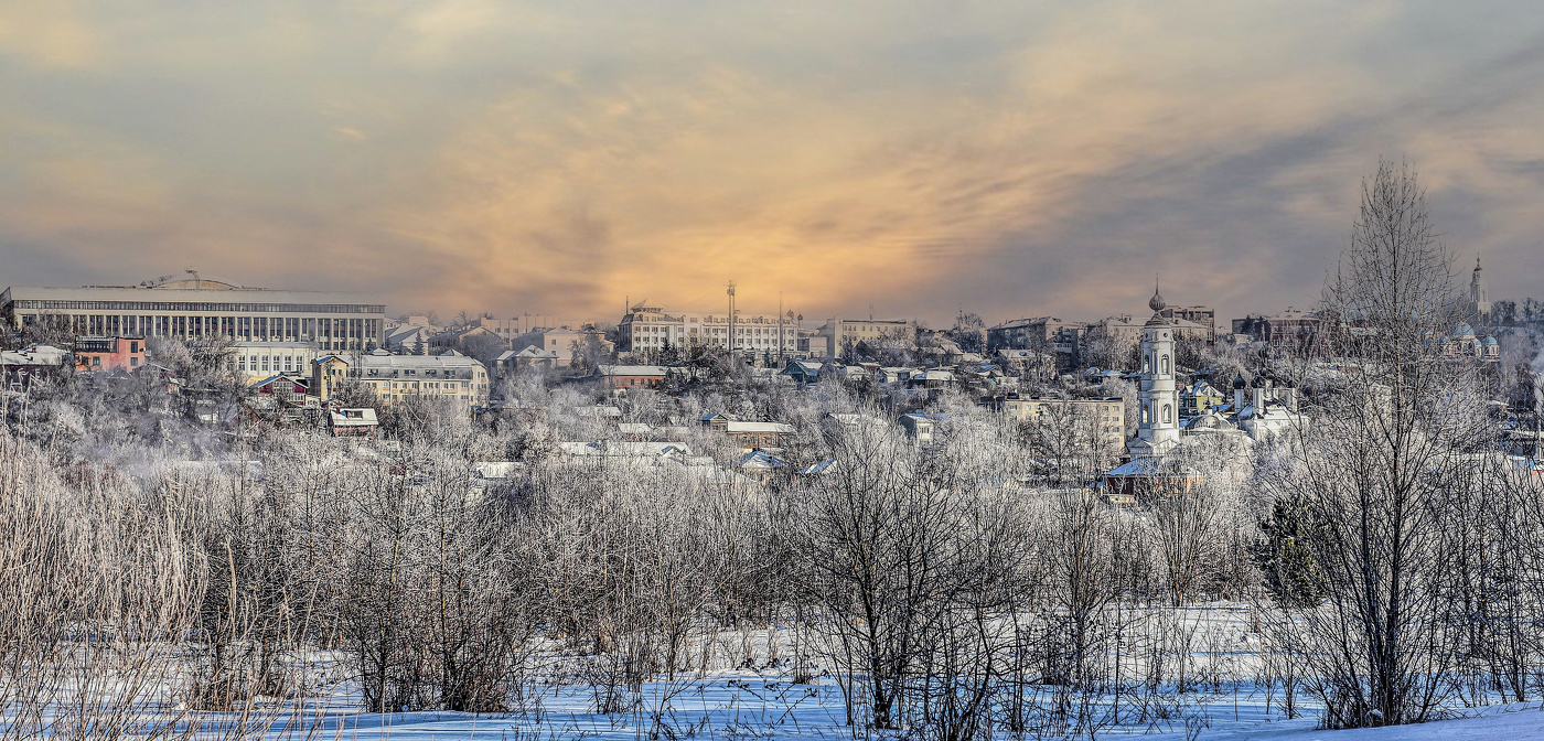 Первый зимний иней и туман.