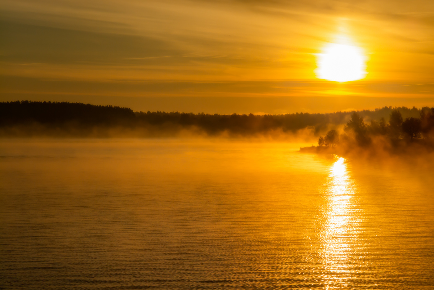 Утро на Волге