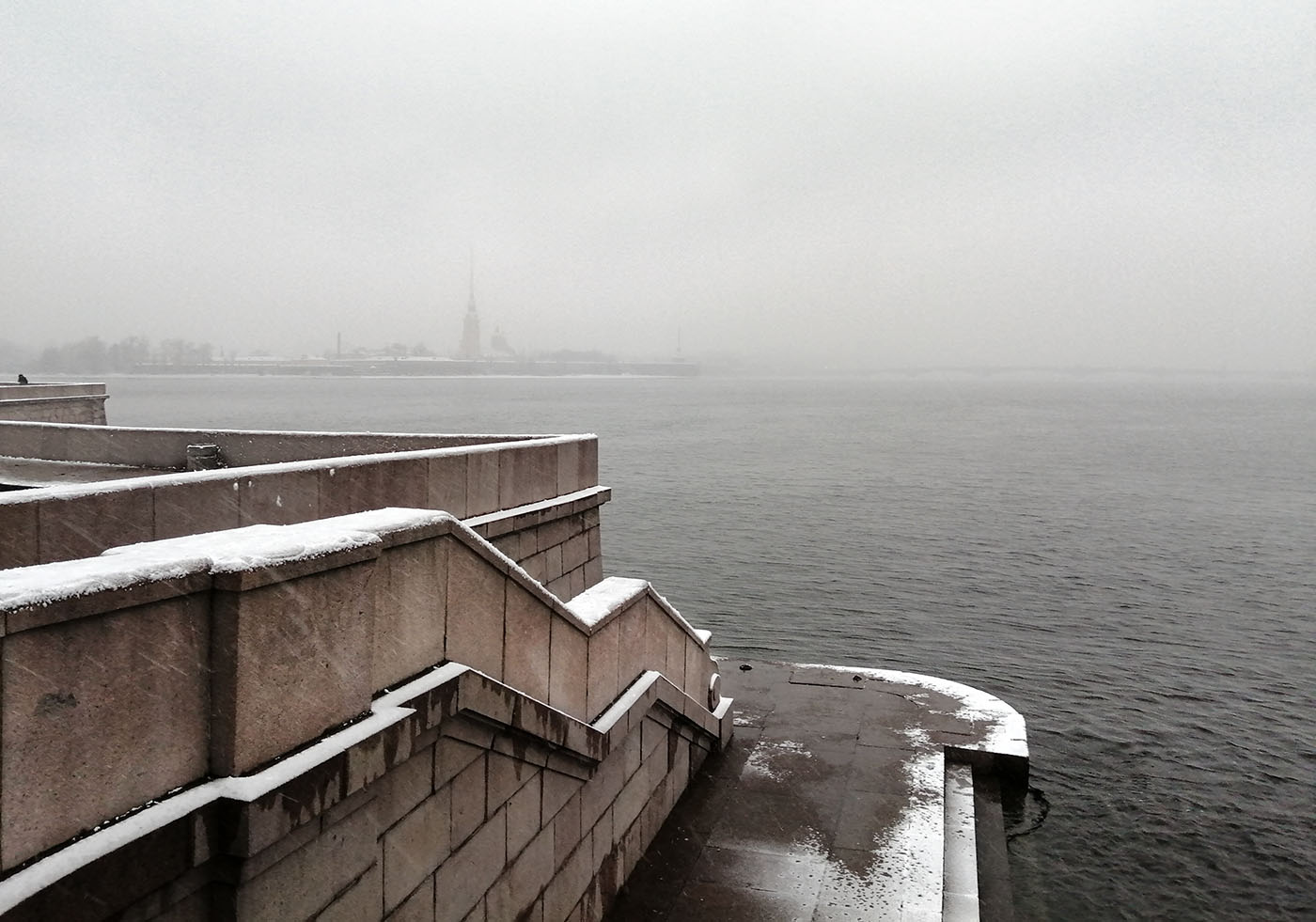 Гранитный барин Петербург