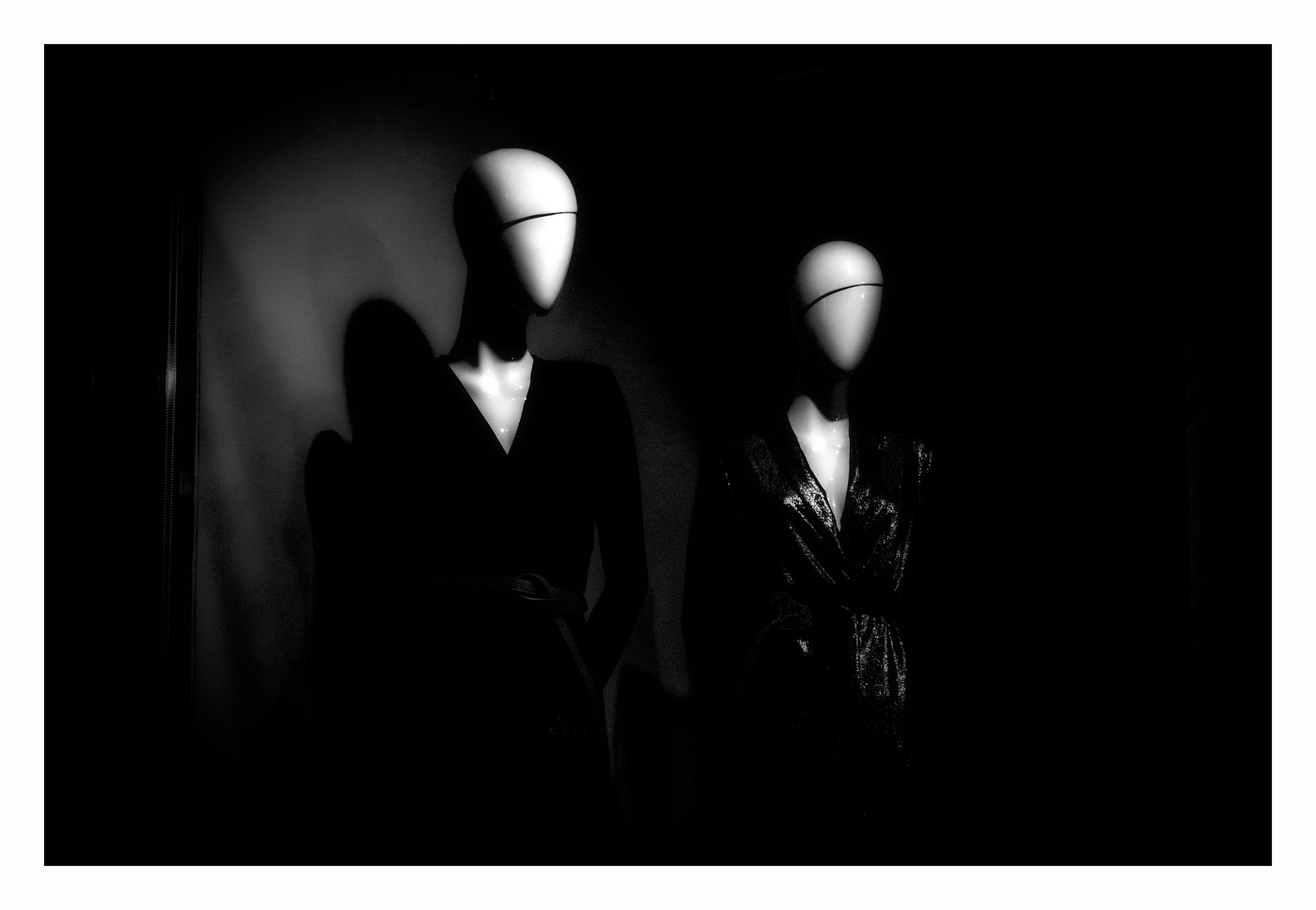 Тишина витрин