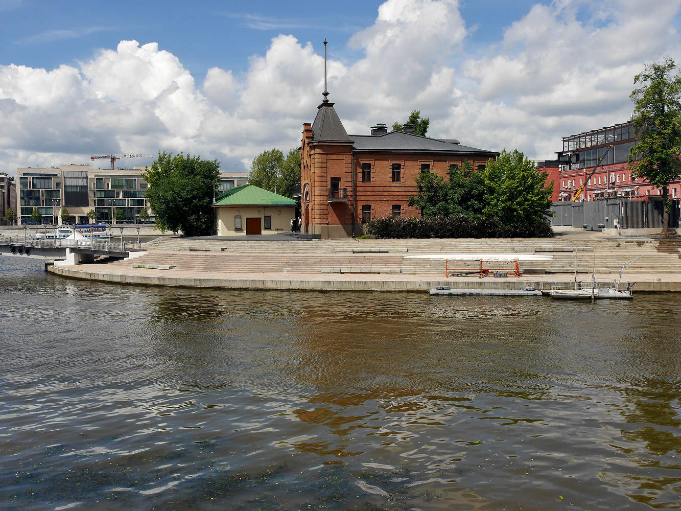 Московский речной яхт-клуб