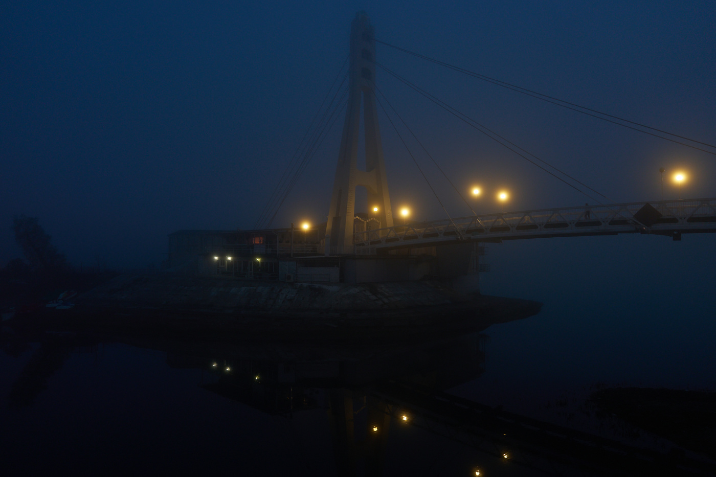 мост Поцелуев