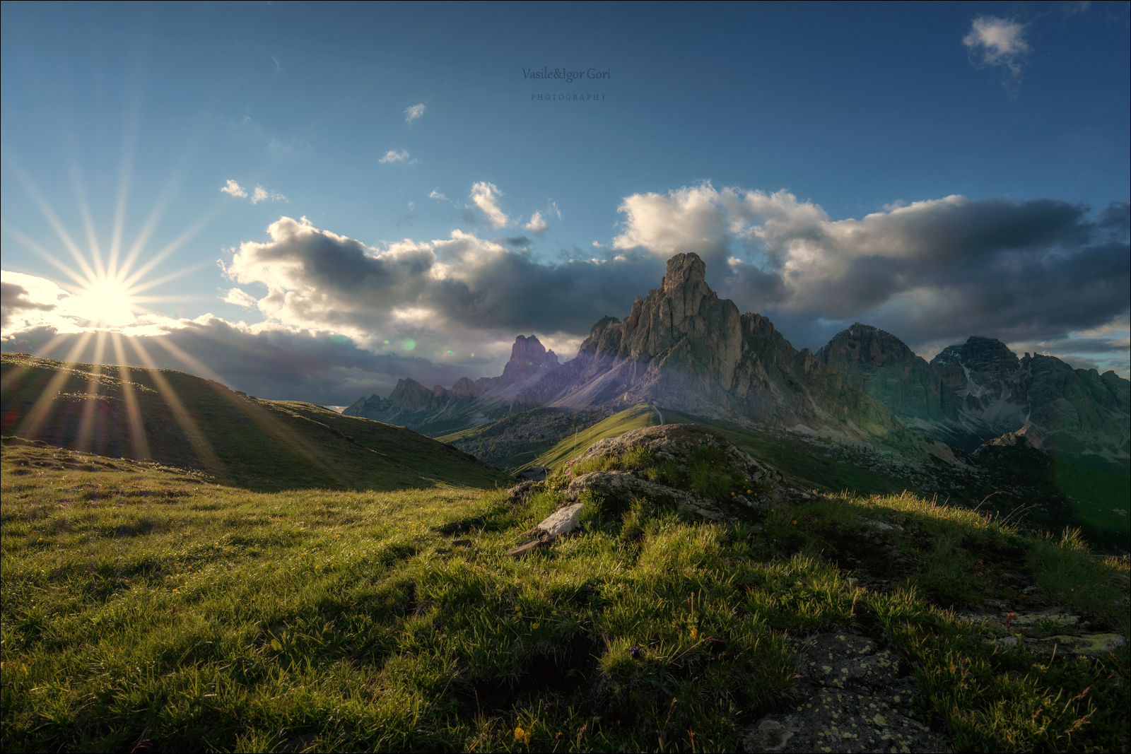 Яркого солнца диск