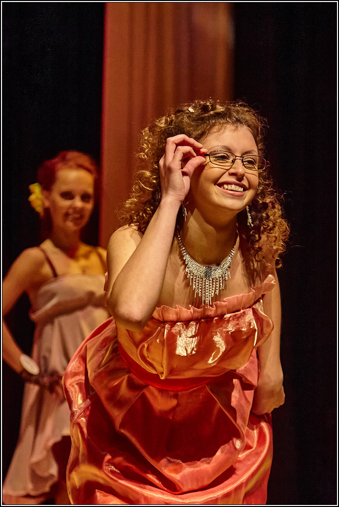 Улыбайтесь.