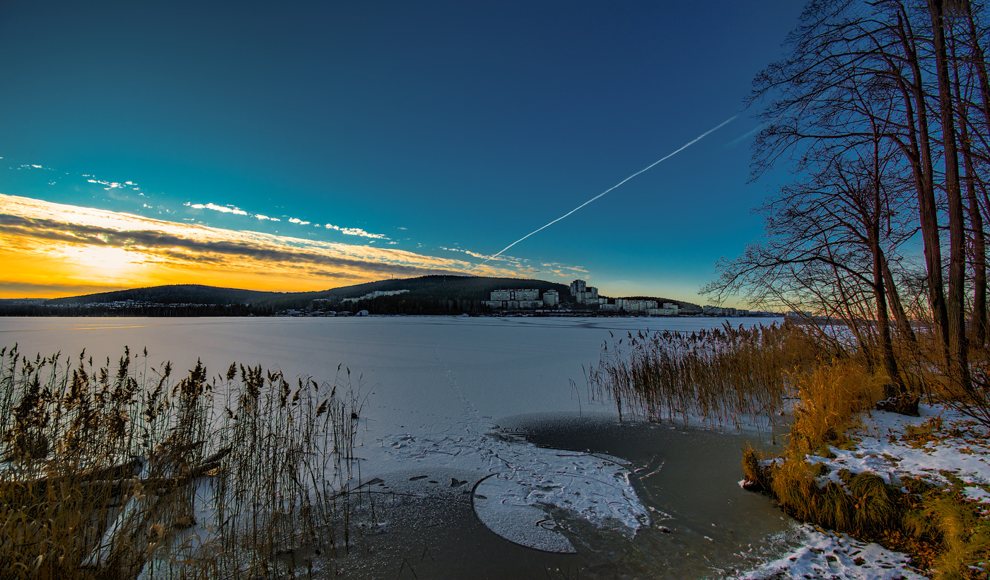 Вечер на озере
