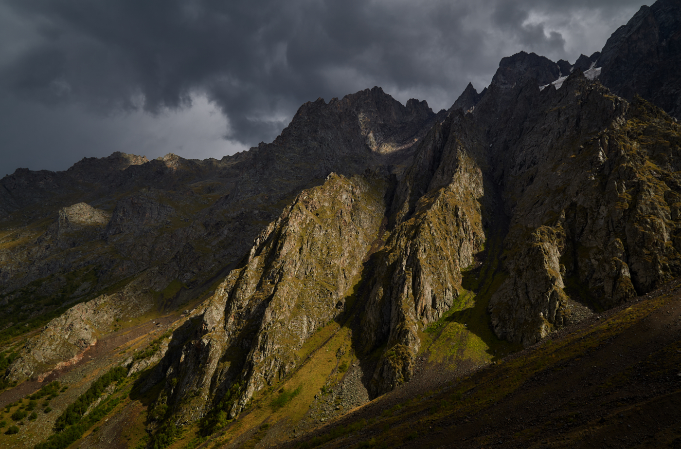 на склонах Кавказских гор