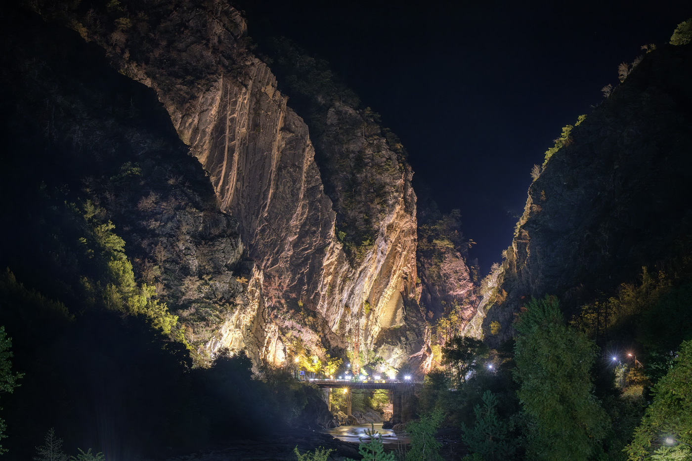 Khidikari Cliffs In Night