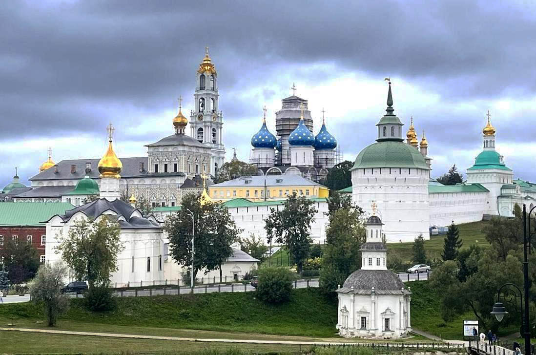 Свято Троицкая Сергиева Лавра