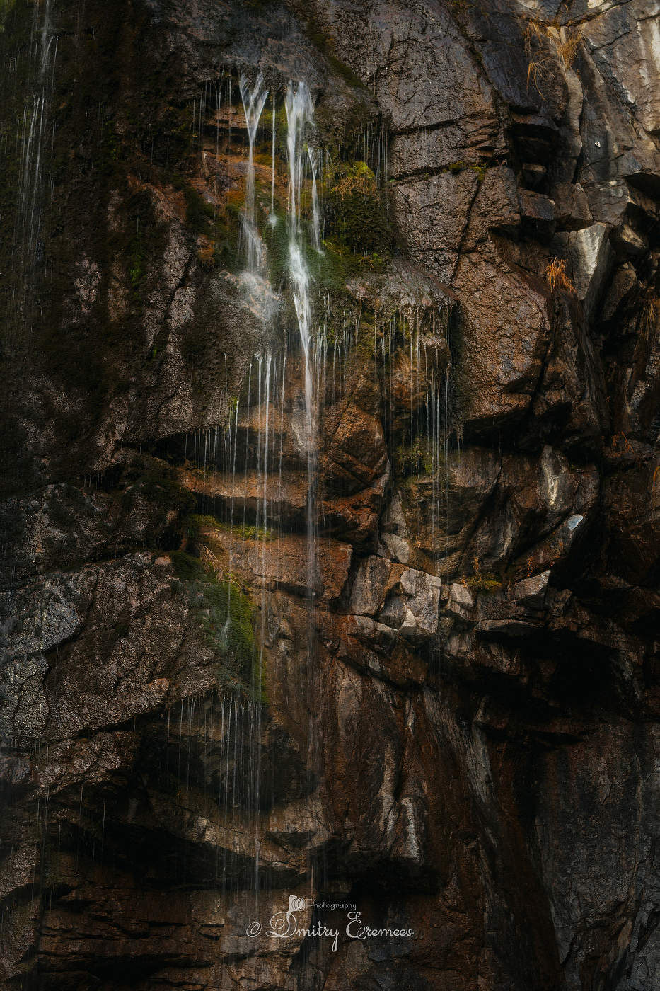 Вечный танец воды и камня...