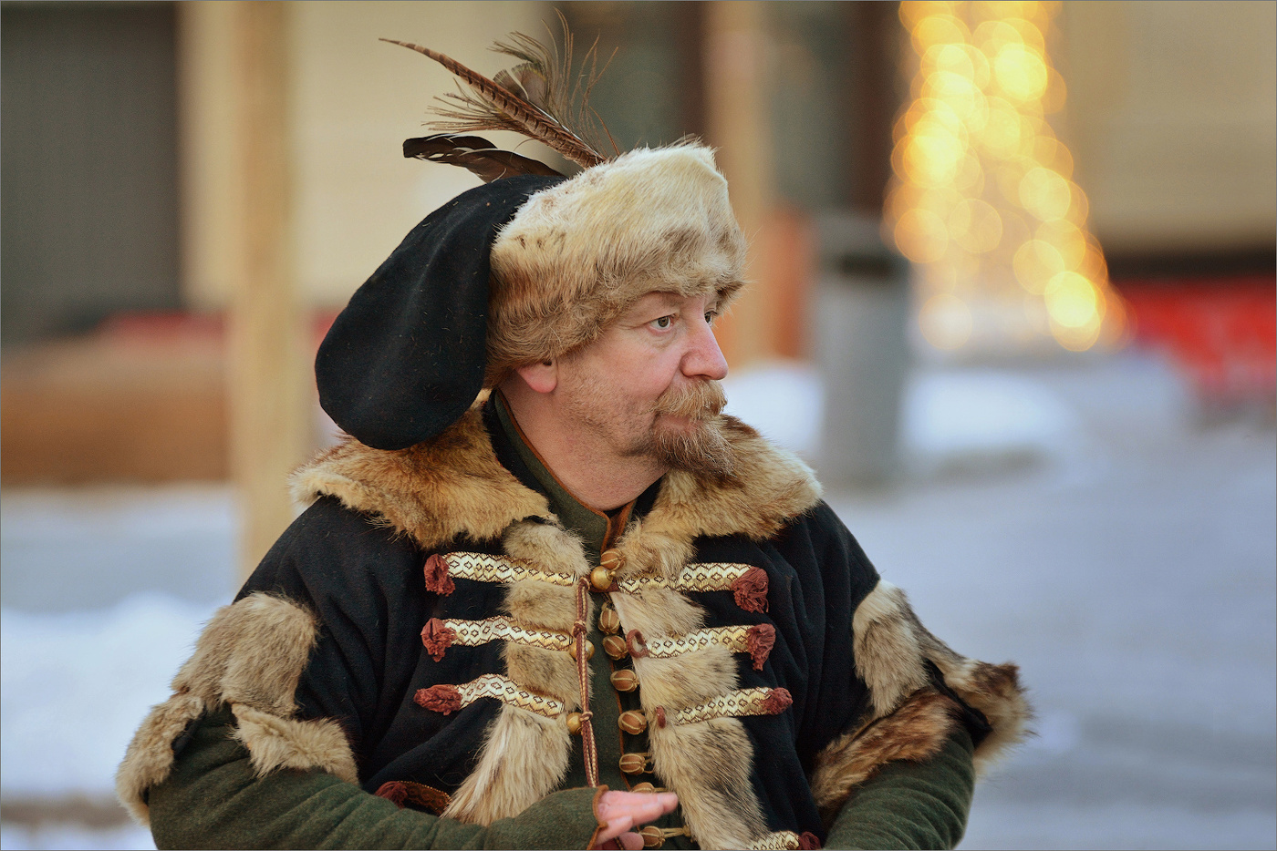 Игра на барабане...