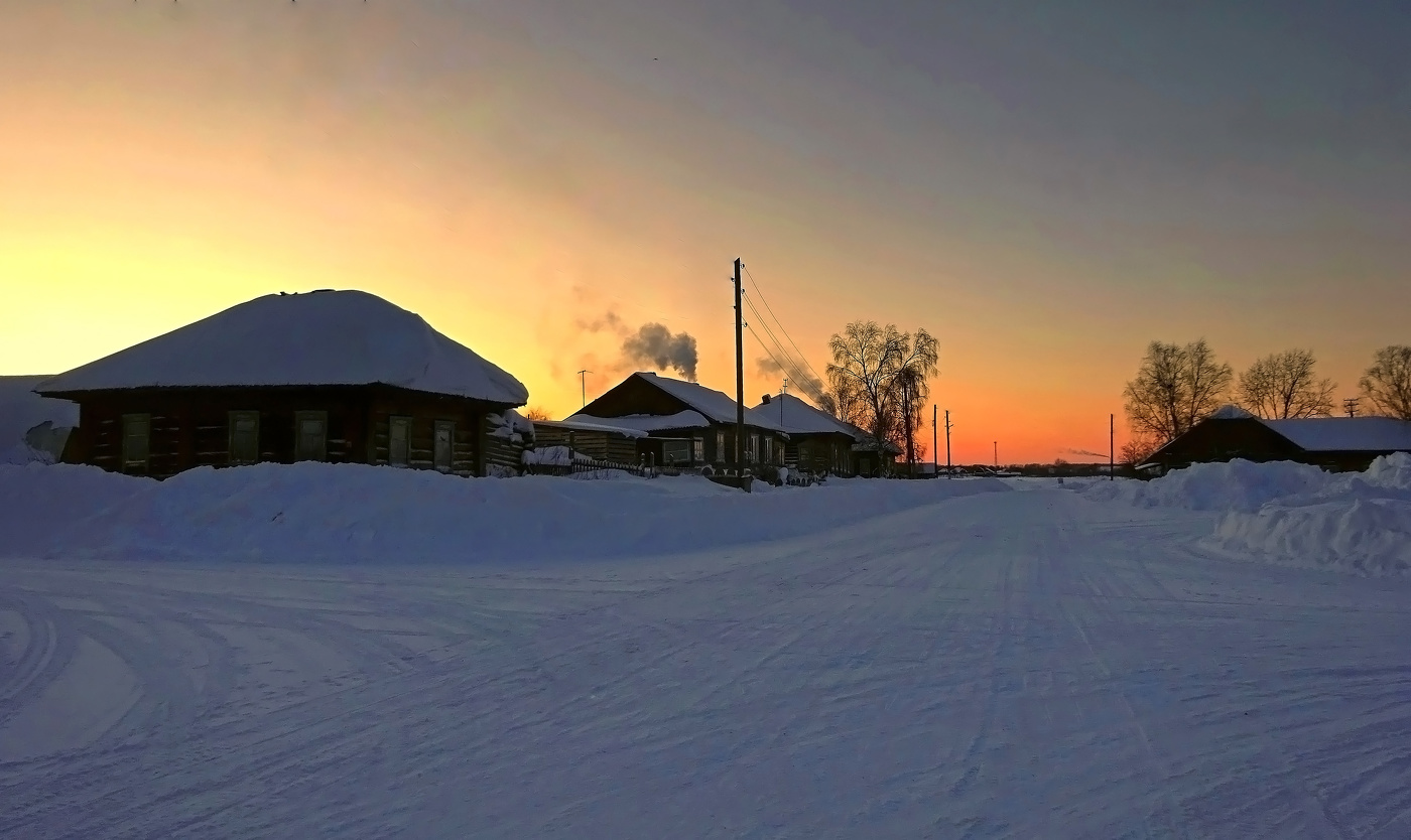 Зимний закат в деревне