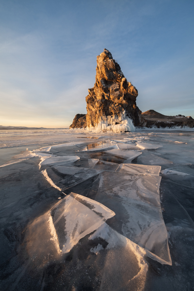 "Лед и камень"
