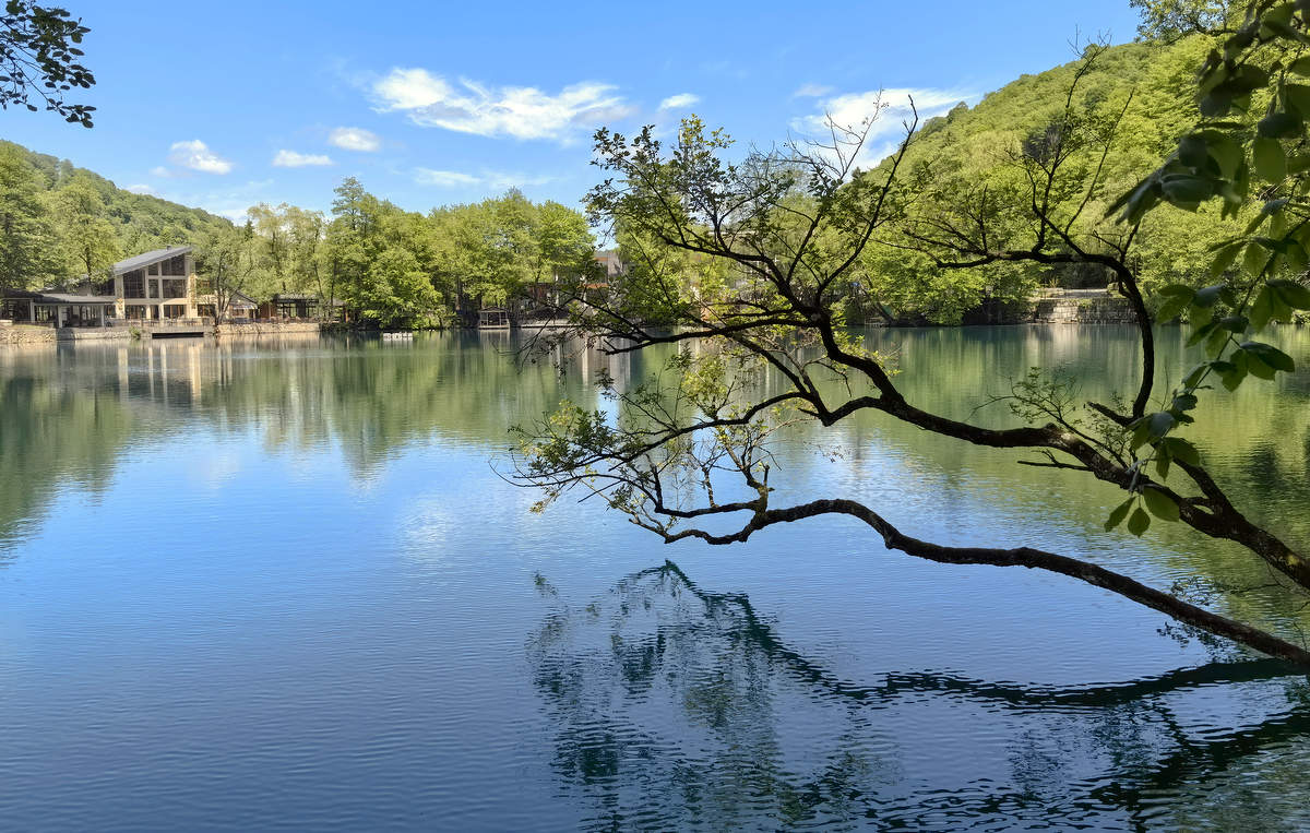 Нижнее Голубое озеро. КБР.