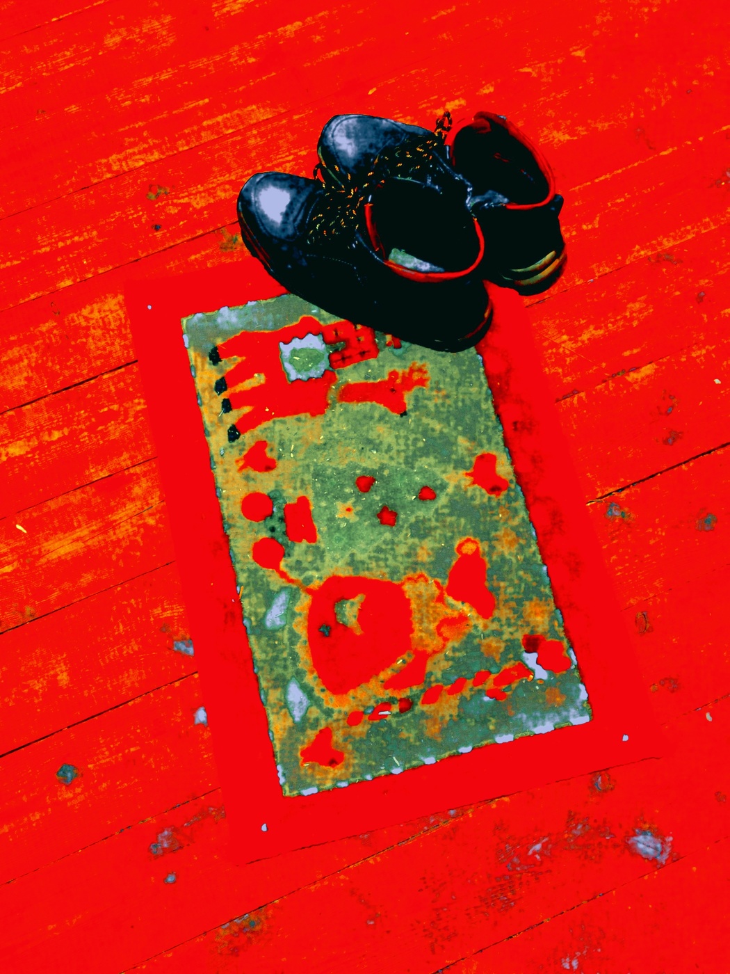 "снимайте ноги, плиз".