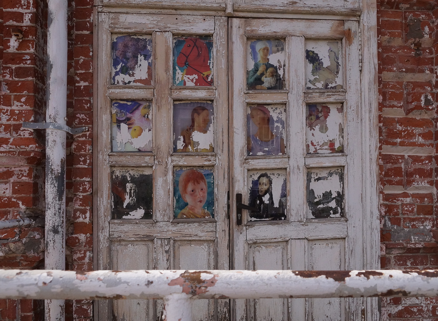 Бывшие двери