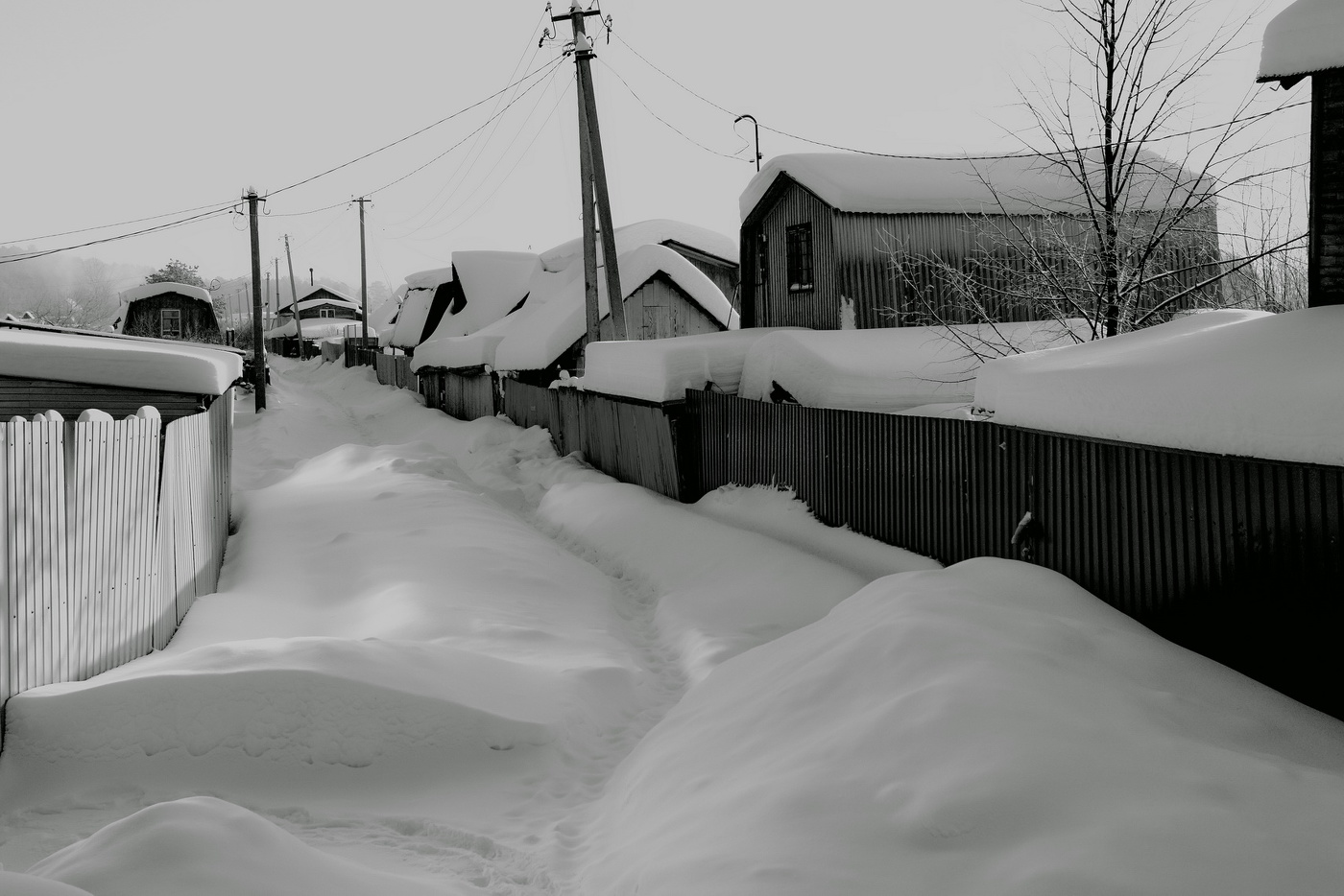 Зимним днём.