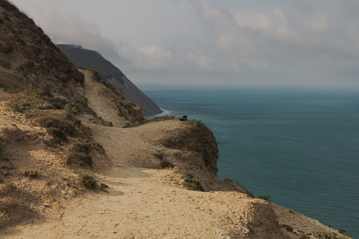 Вот и осталось лишь снять усталость..