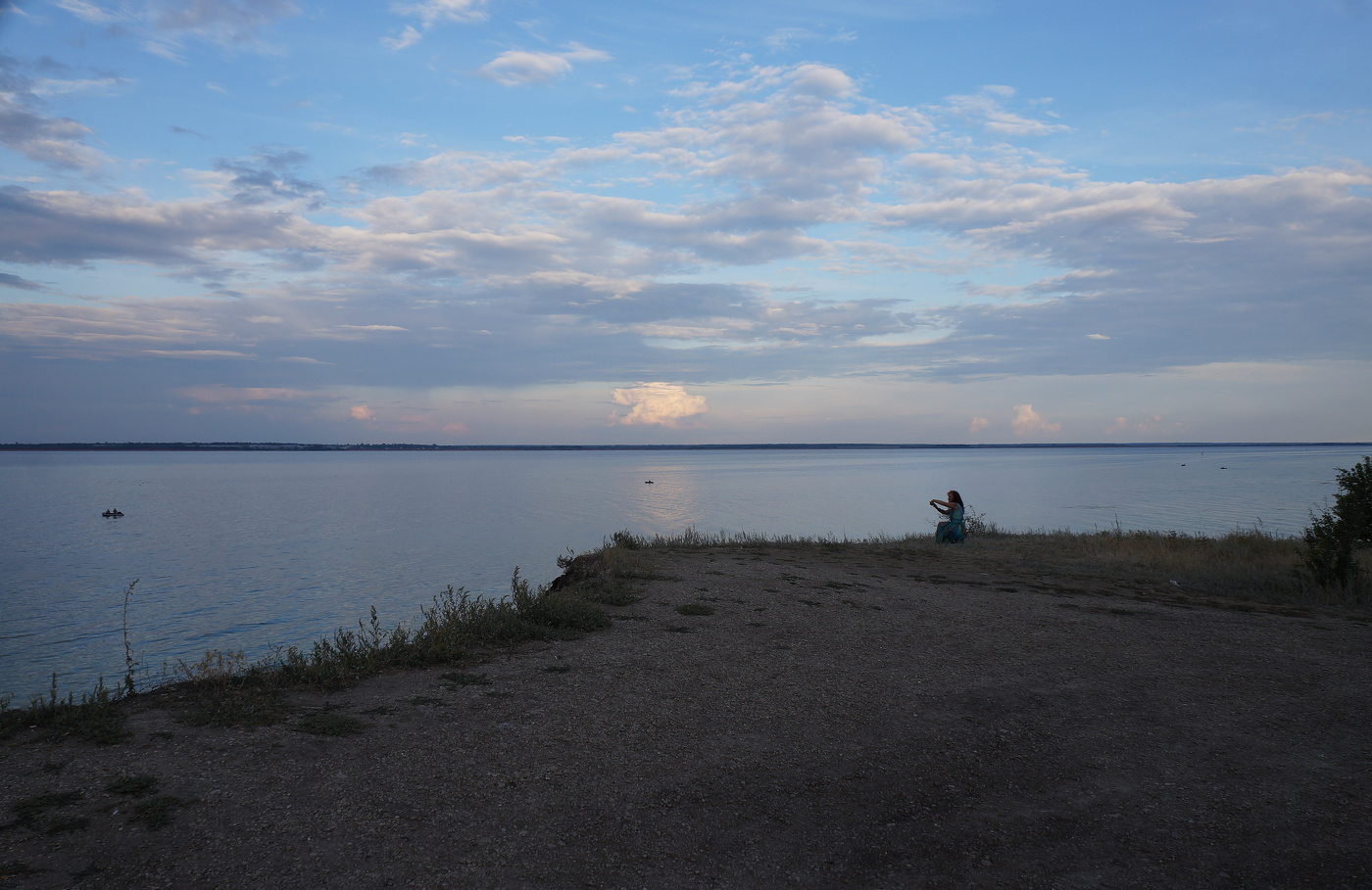 Вечер на берегу Волги