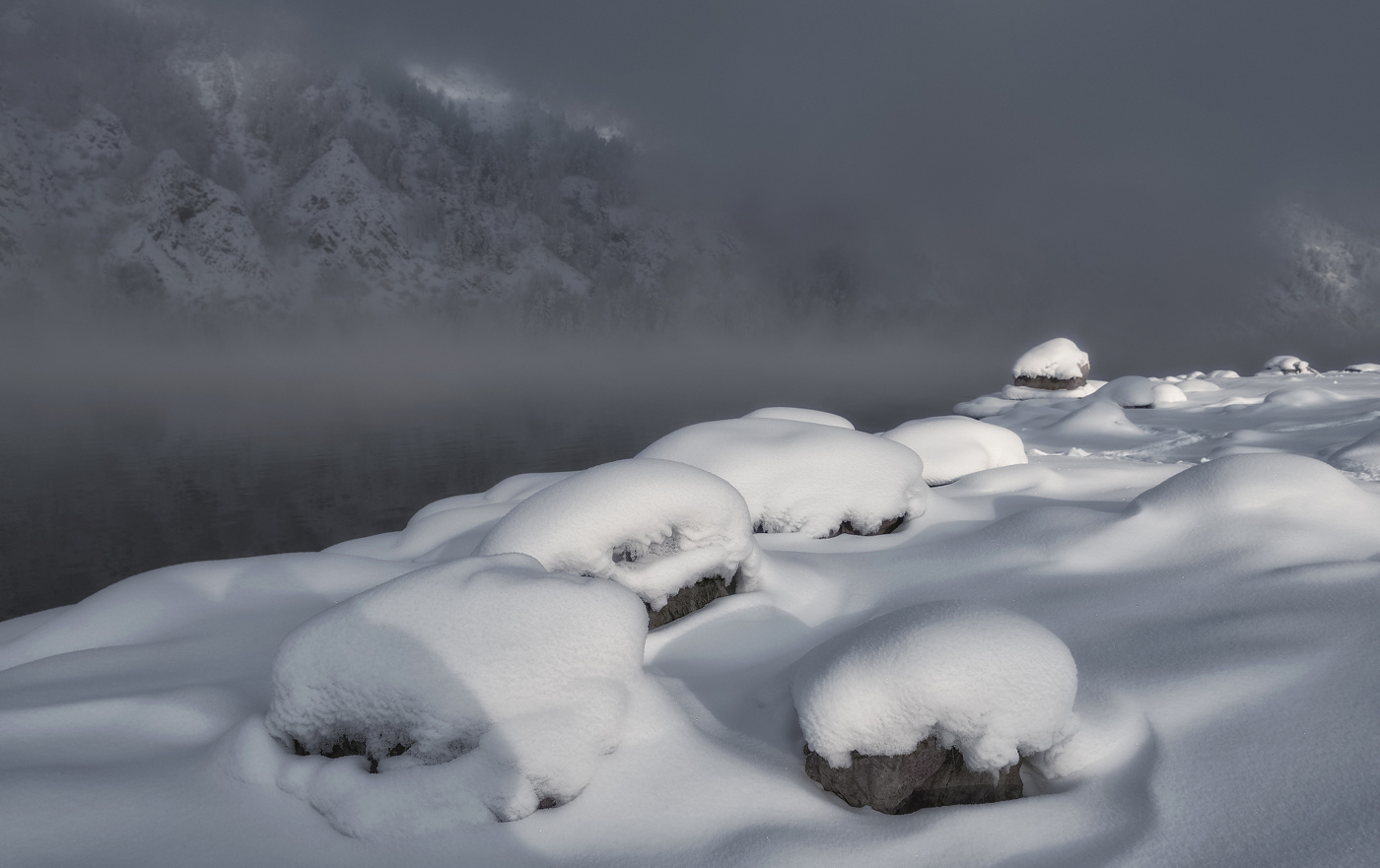 Холодное зимнее солнце