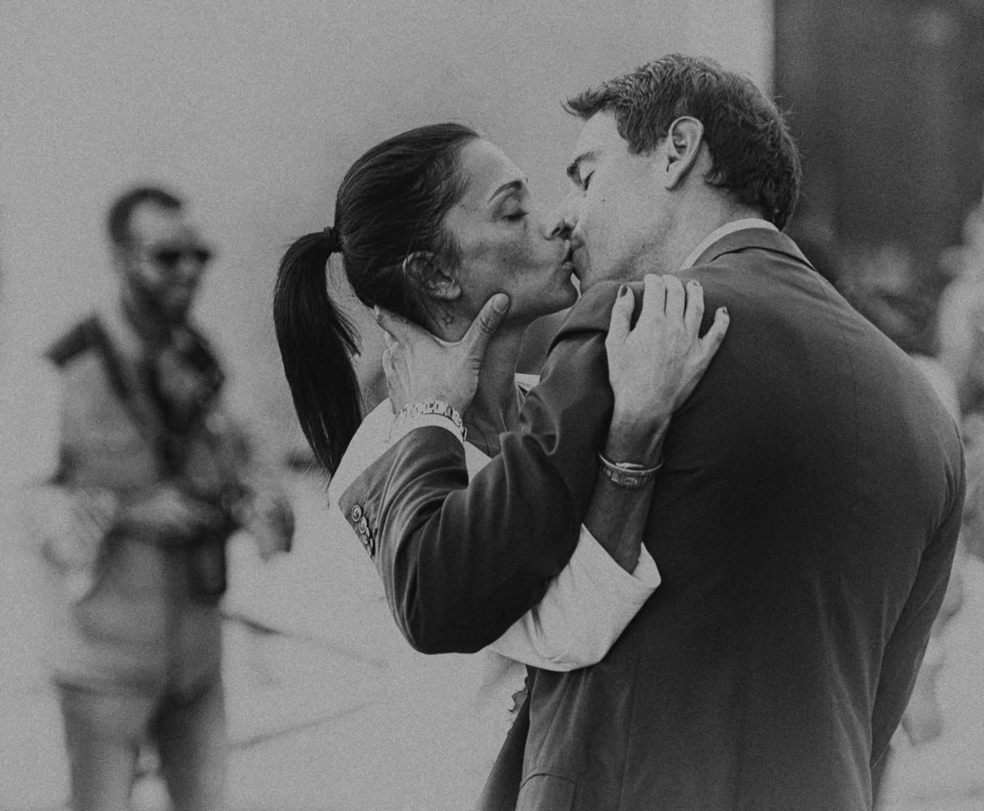 Я растворяюсь нежностью в тебе