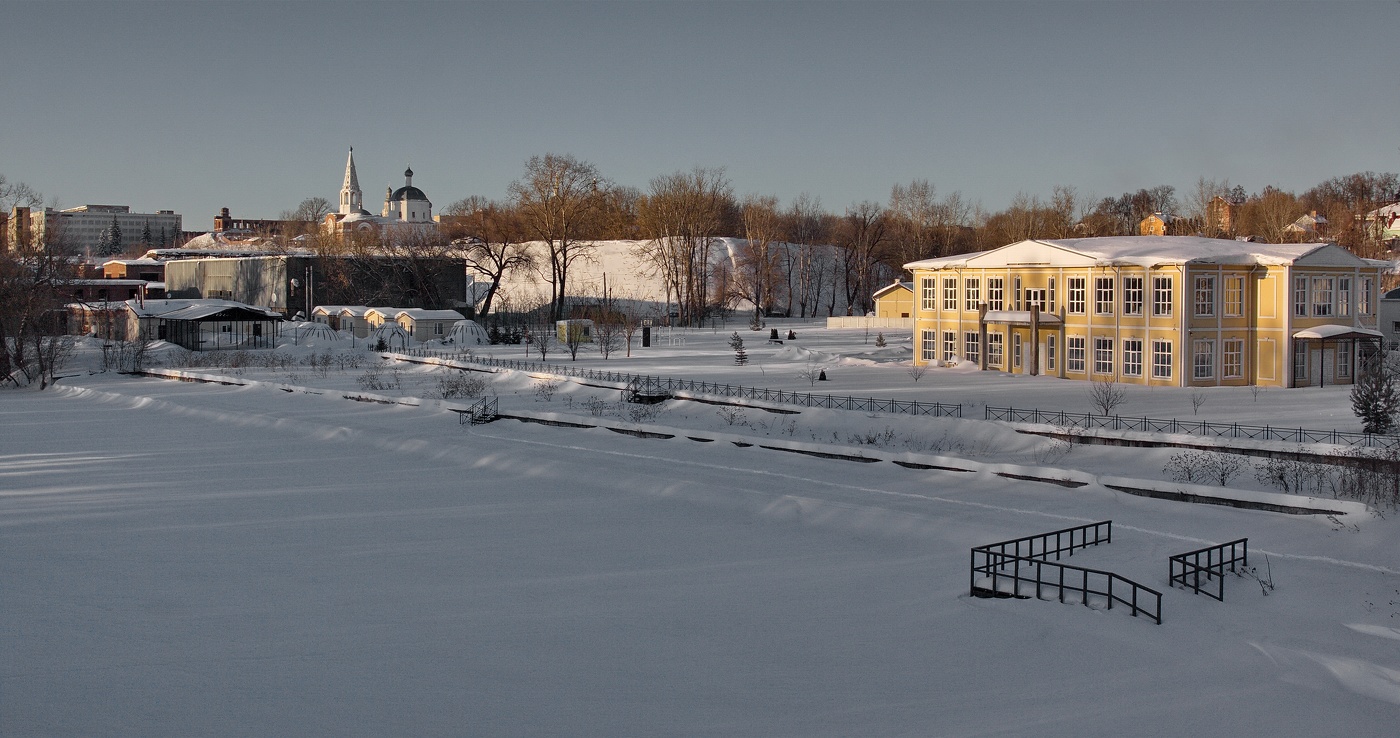 Февральские пространства старого города