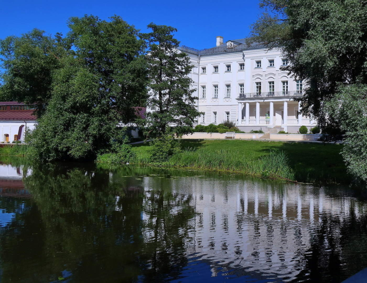 Полотняный Завод