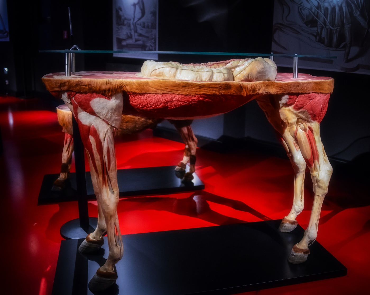 Сюрреализм.