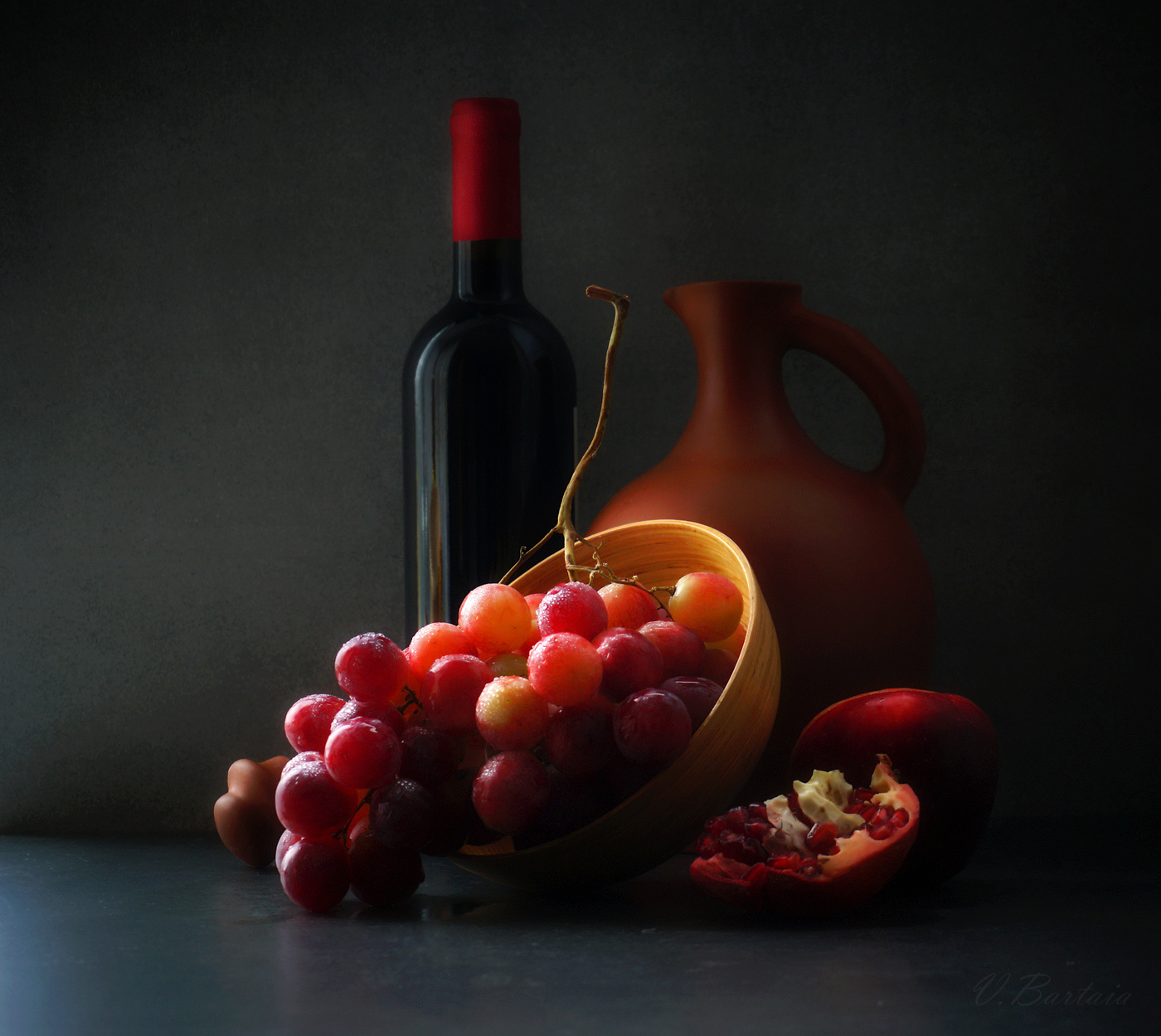 С виноградом